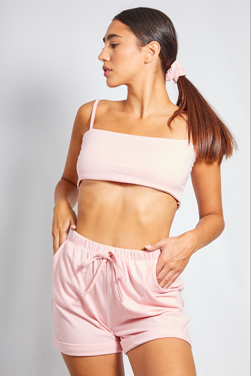  BASIC CROP TOP AND SHORT SET WITH SCRUNCHIE