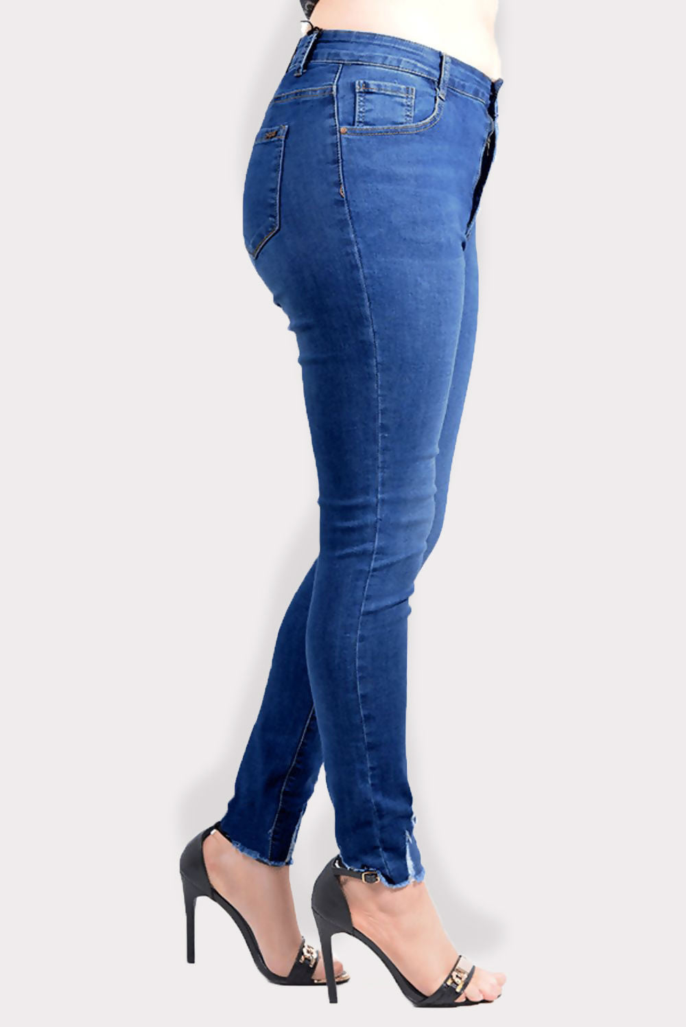 Plus Size Denim Raw Hem Jeans