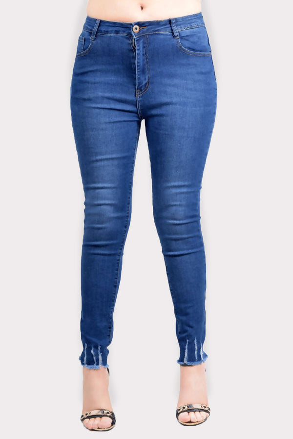Plus Size Denim Raw Hem Jeans